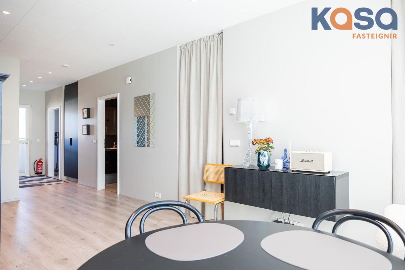 Kjarnagata 65, 600 Akureyri