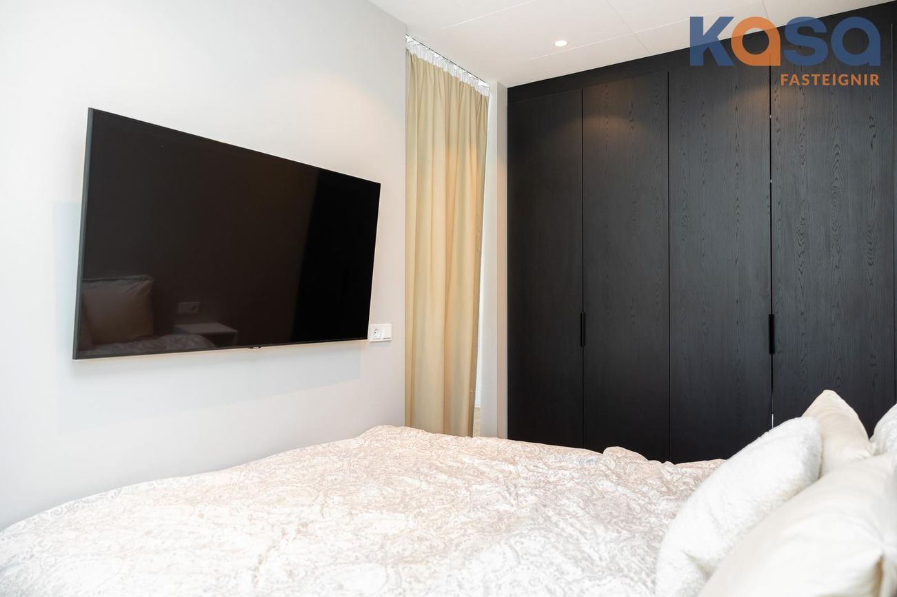 Kjarnagata 65, 600 Akureyri