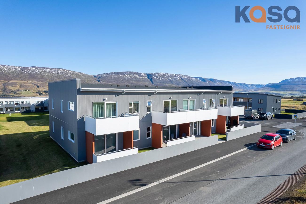 Kjarnagata 65, 600 Akureyri
