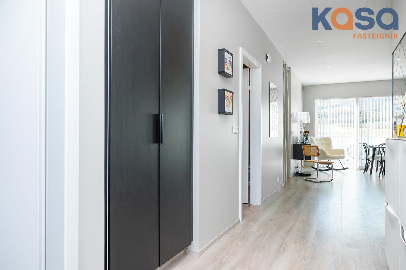 Kjarnagata 65, 600 Akureyri