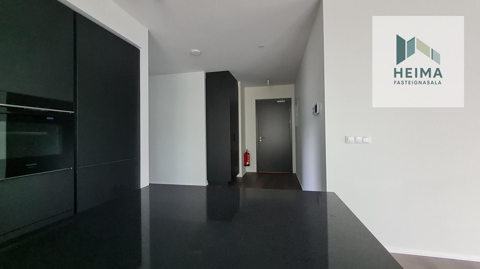 Valshlíð 5, 102 Reykjavík
