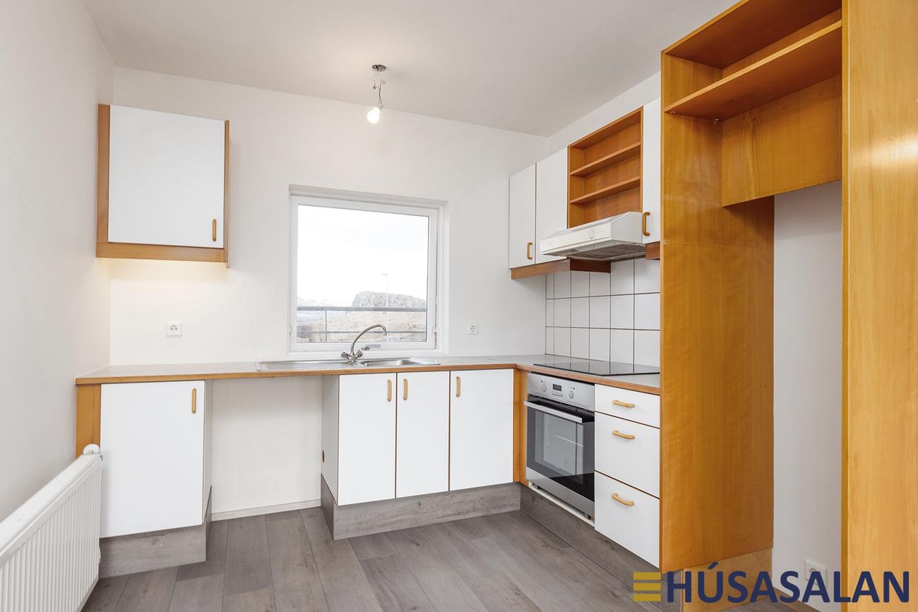 Dvergaborgir 3, 112 Reykjavík