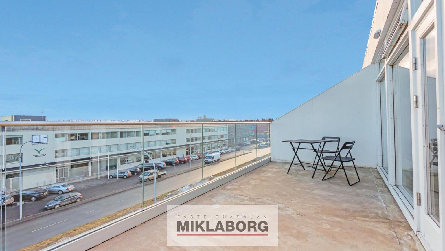 Grensásvegur 12, 108 Reykjavík
