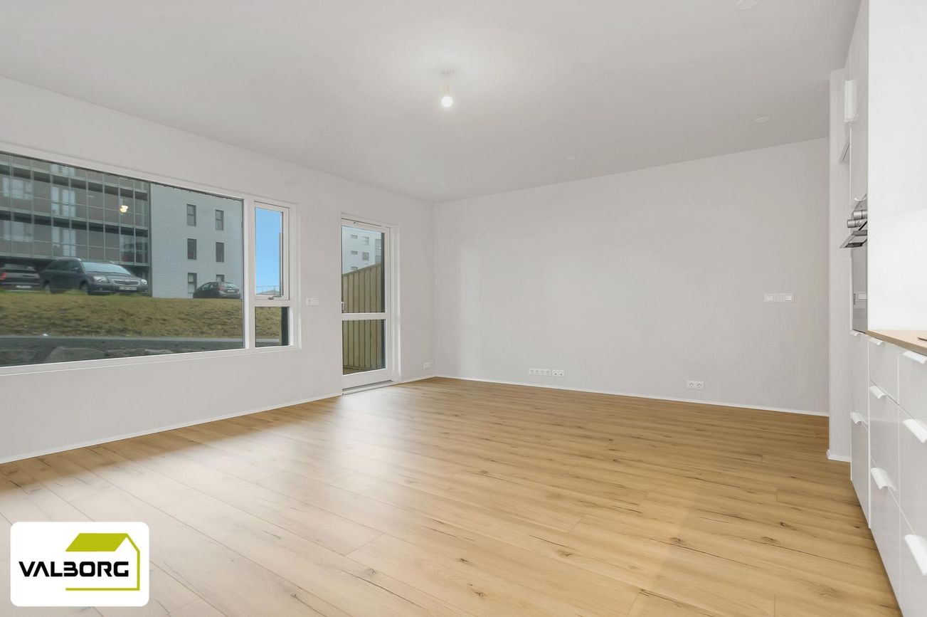 Skipalón 3 - 0102, 220 Hafnarfjörður