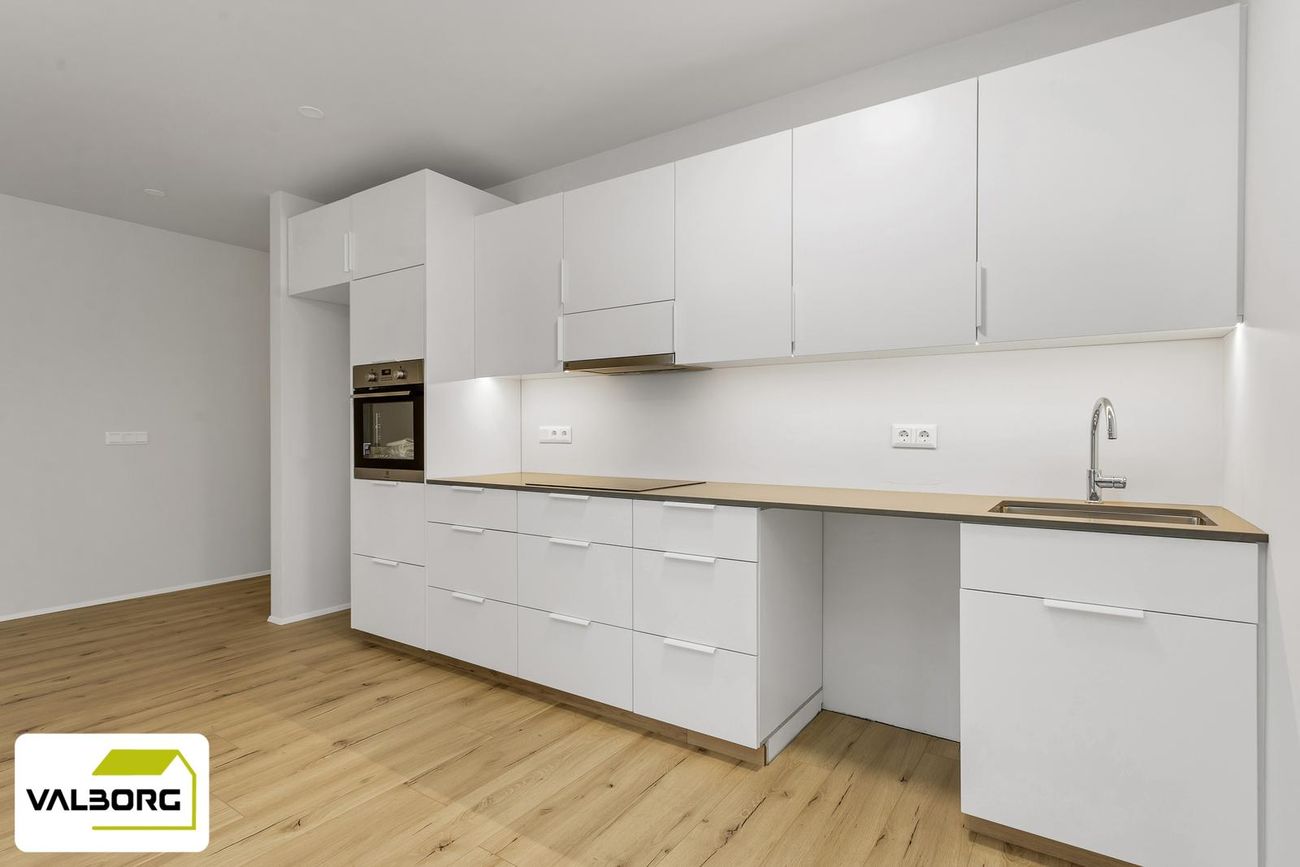 Skipalón 3 - 0102, 220 Hafnarfjörður