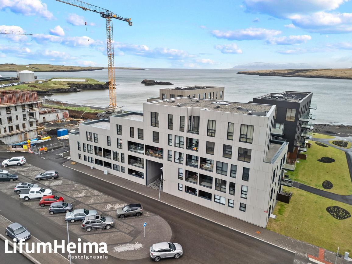 Jöfursbás 5, 112 Reykjavík