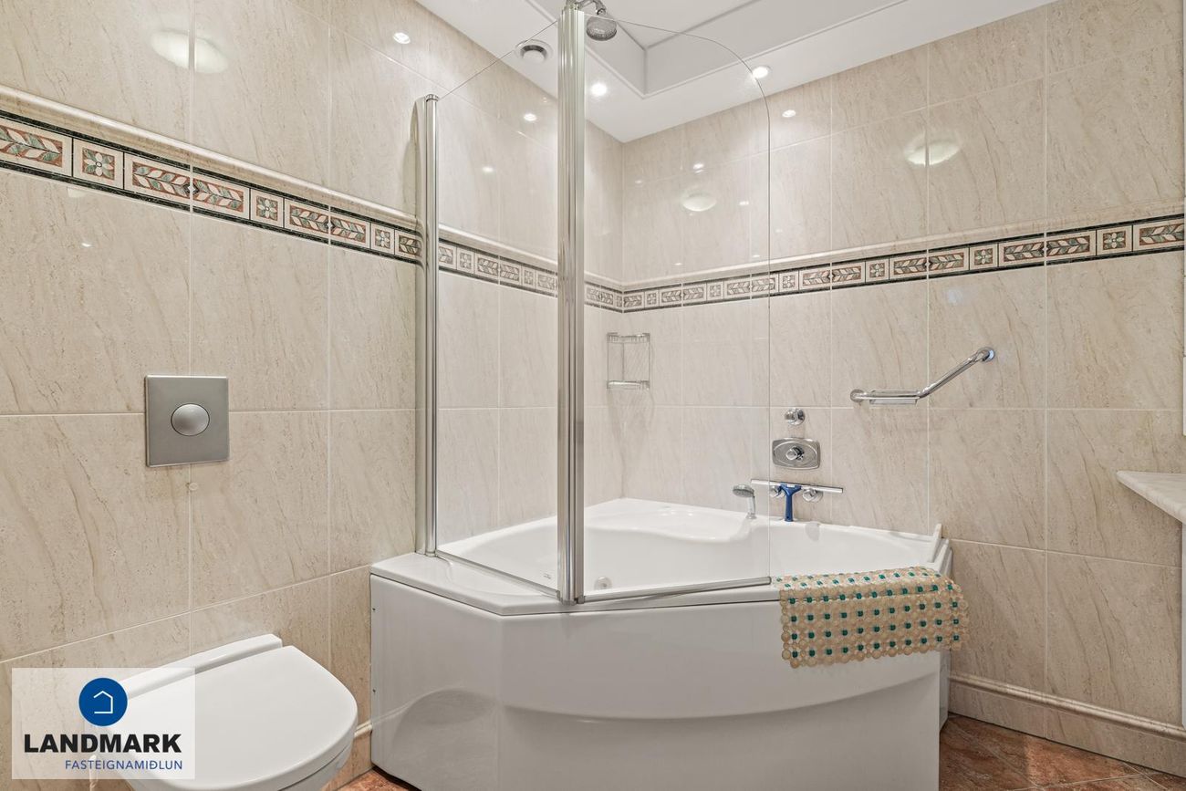 Nýbýlavegur 72 - 0301, 200 Kópavogur