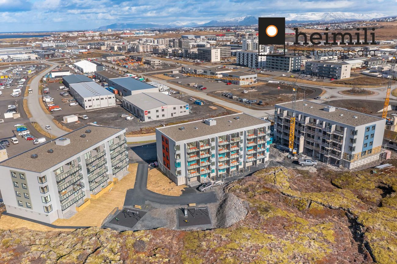 Suðurhella 14 - 0201, 221 Hafnarfjörður