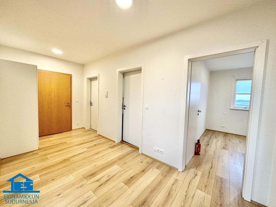 Tjarnabraut 14, 260 Reykjanesbær