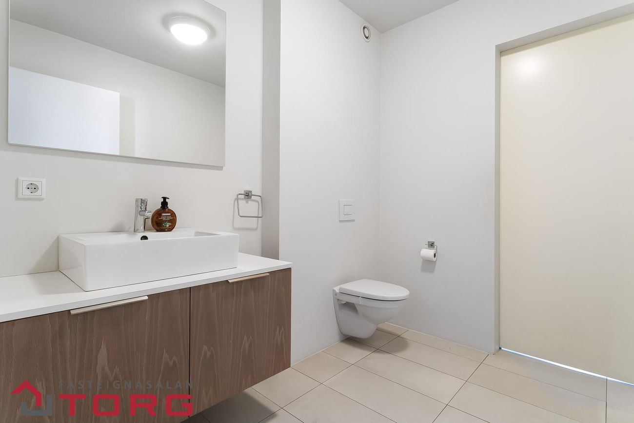Garðatorg 4b, 210 Garðabær