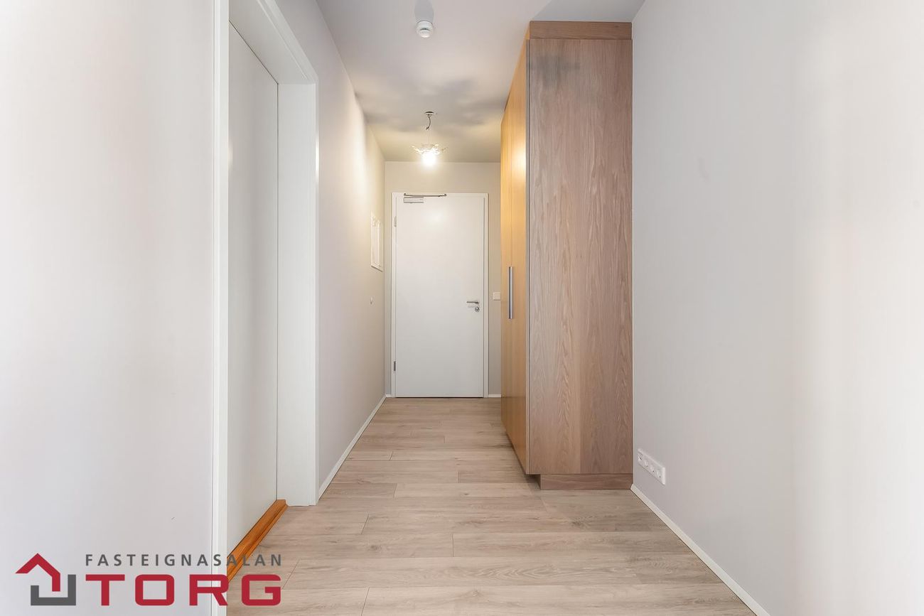 Garðatorg 4b, 210 Garðabær