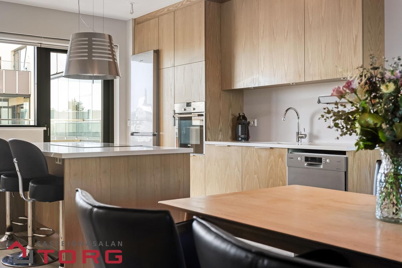 Garðatorg 4b, 210 Garðabær