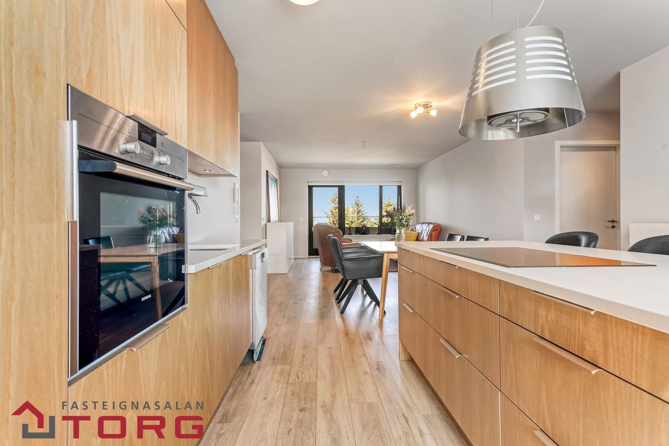Garðatorg 4b, 210 Garðabær