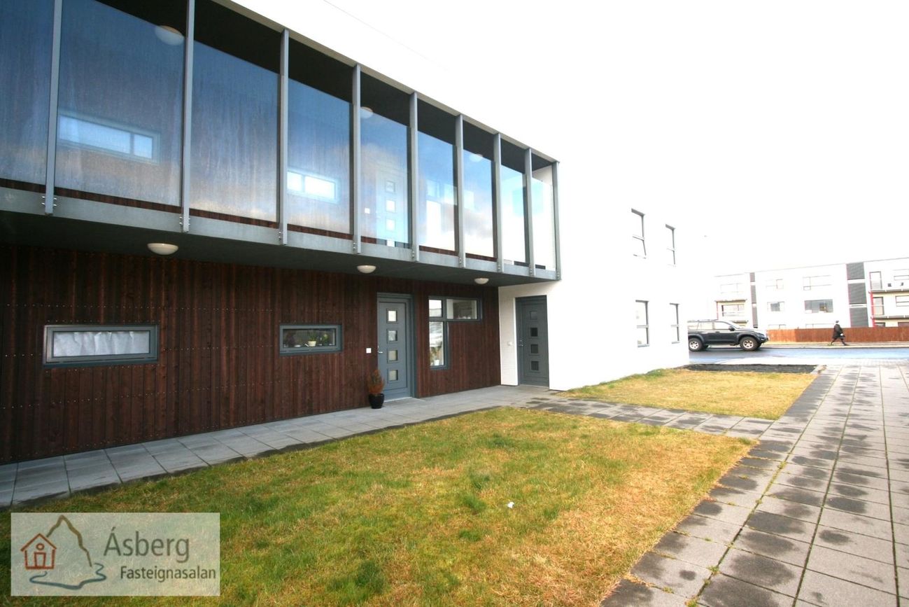 Dalsbraut 28 - 0105, 260 Reykjanesbær