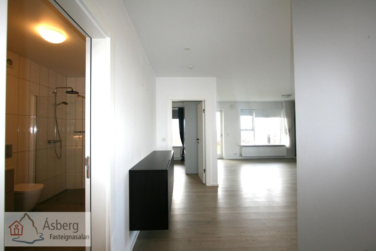 Dalsbraut 28 - 0105, 260 Reykjanesbær