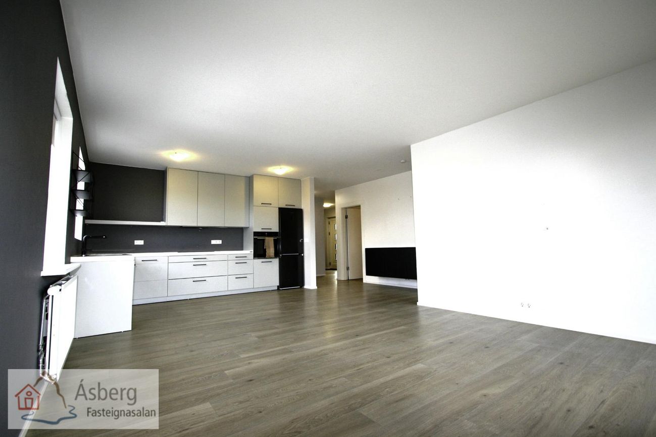 Dalsbraut 28 - 0105, 260 Reykjanesbær