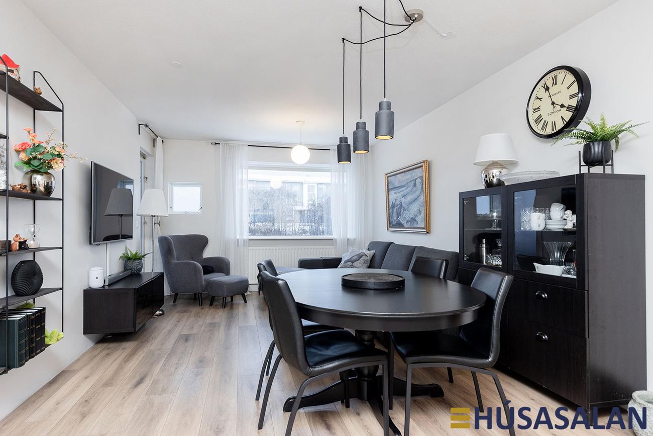 Reyrengi 2 - 0202, 112 Reykjavík