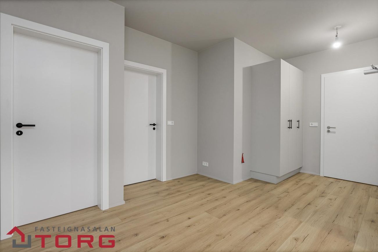 Lautargata 5, 210 Garðabær
