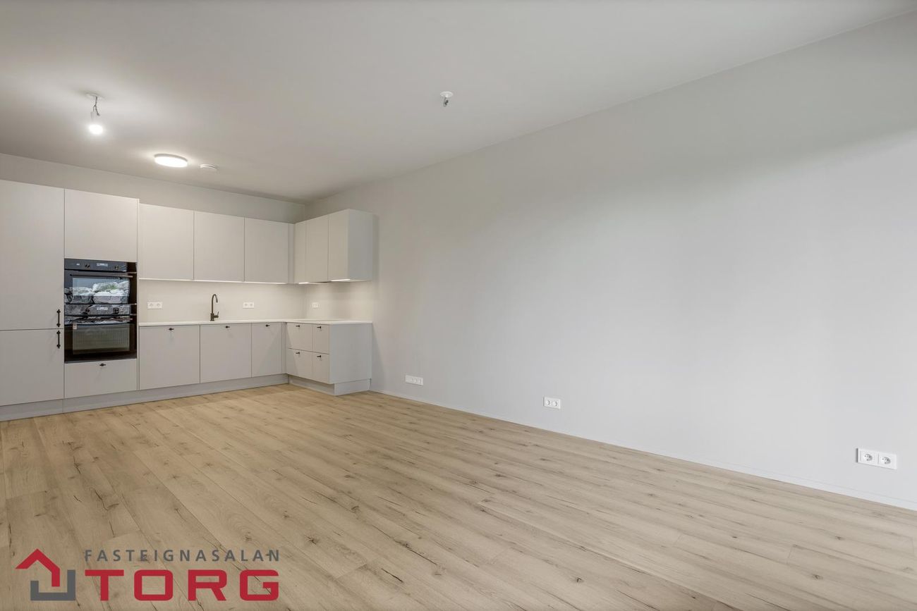 Lautargata 5, 210 Garðabær