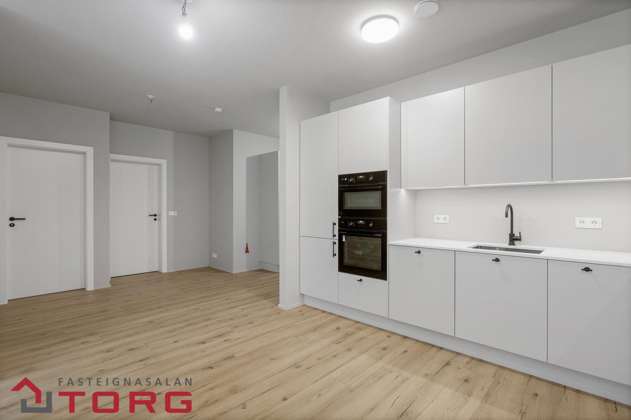 Lautargata 5, 210 Garðabær