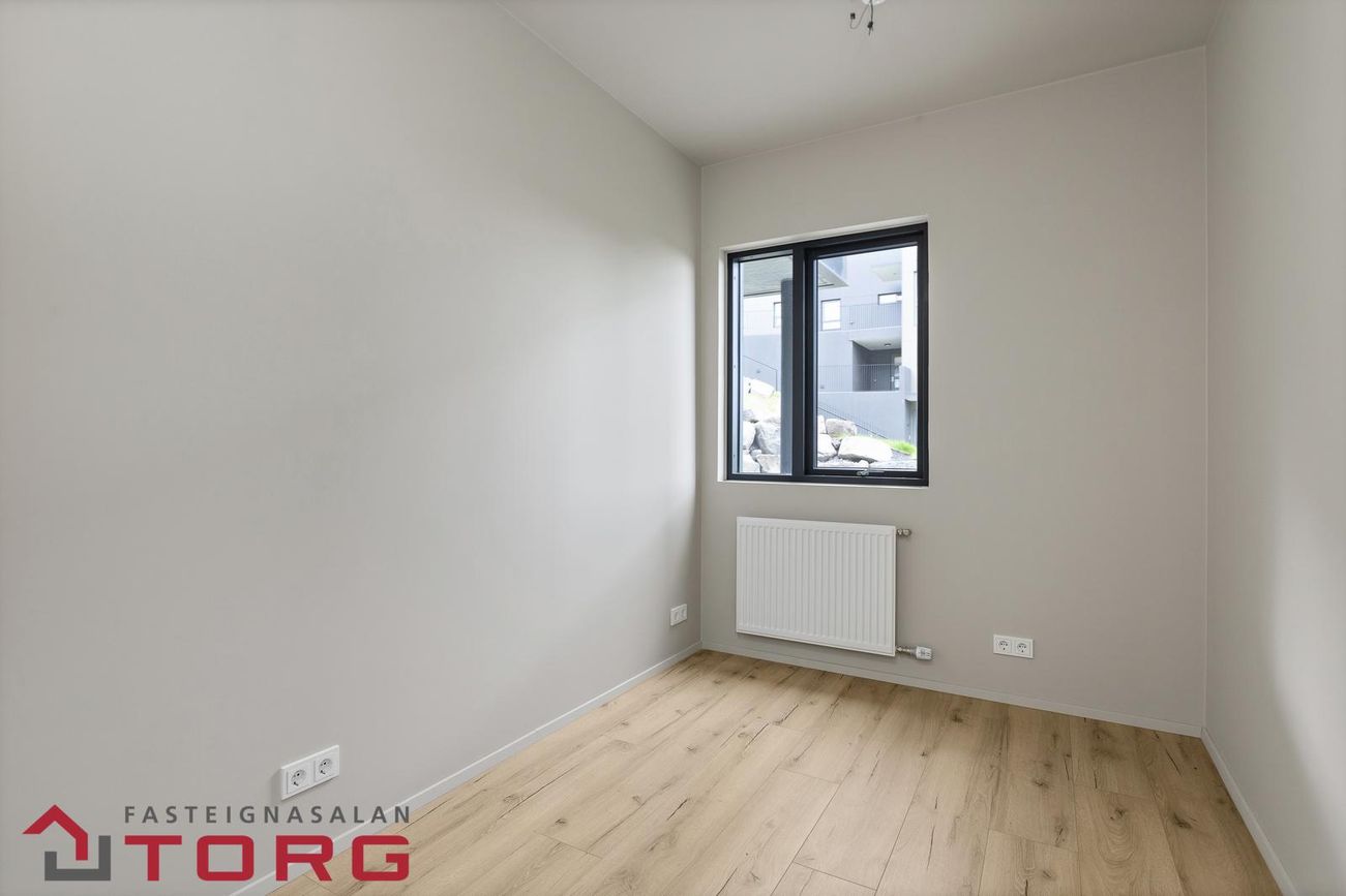 Lautargata 5, 210 Garðabær