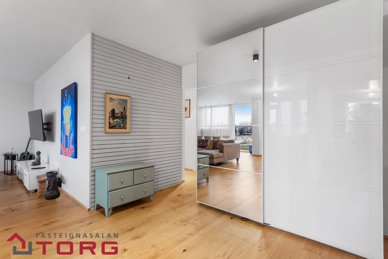 Álftamýri 56, 108 Reykjavík