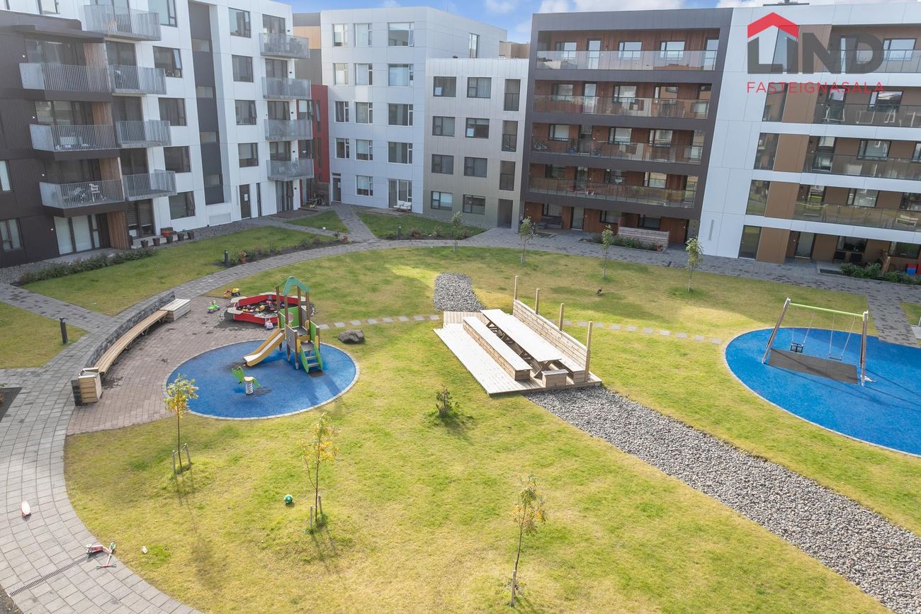 Valshlíð 4, 102 Reykjavík