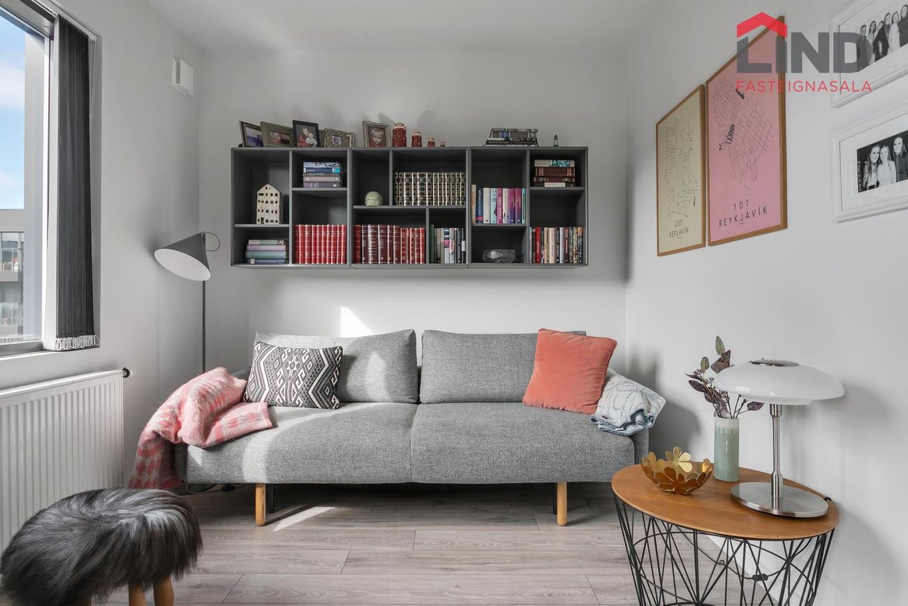 Valshlíð 4, 102 Reykjavík