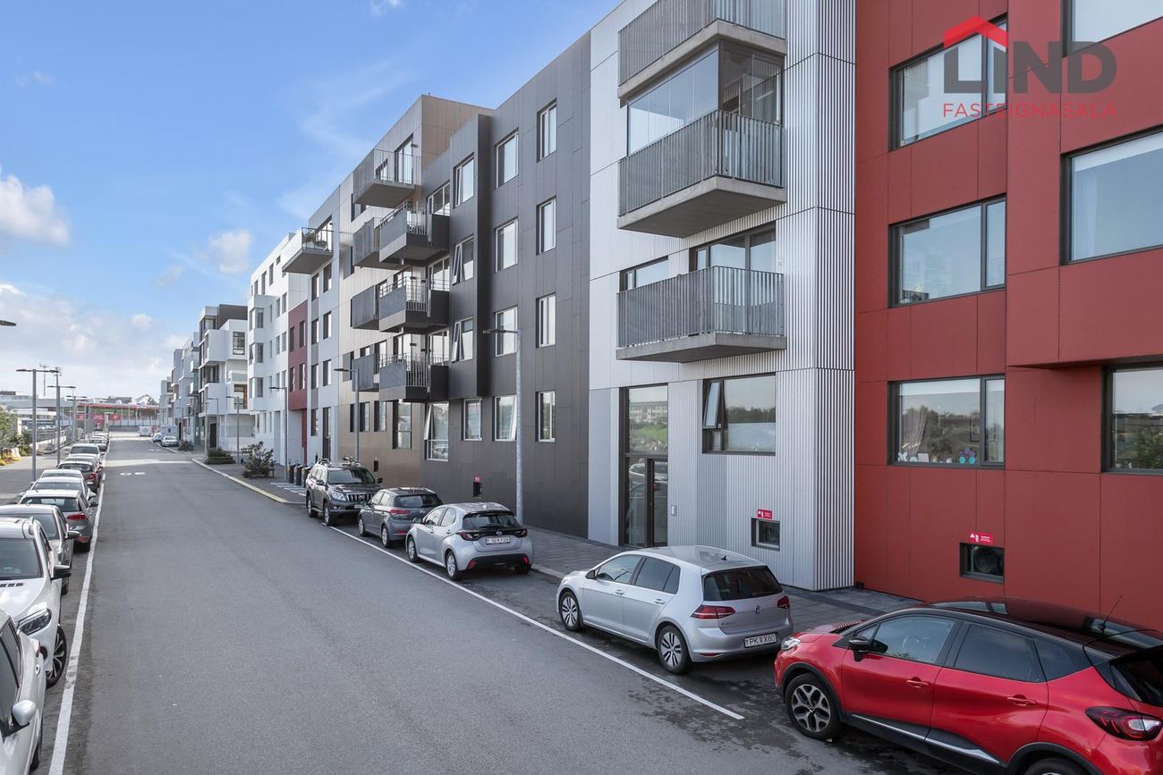 Valshlíð 4, 102 Reykjavík