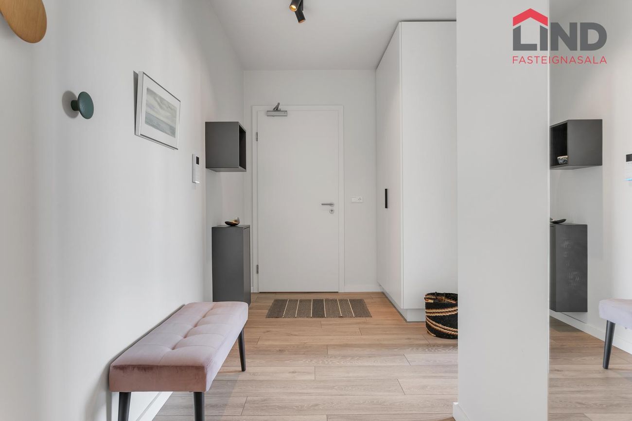 Valshlíð 4, 102 Reykjavík