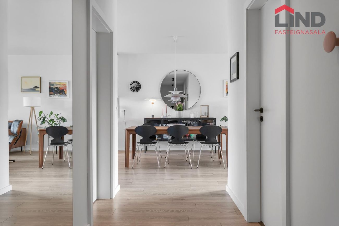 Valshlíð 4, 102 Reykjavík