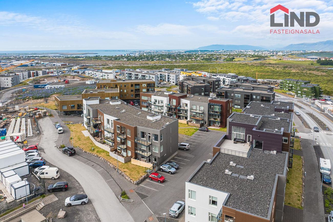 Vinastræti 12, 210 Garðabær