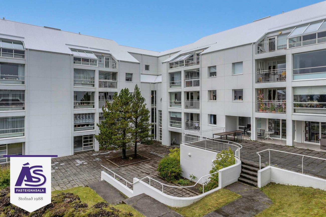 Hjallabraut 33, 220 Hafnarfjörður