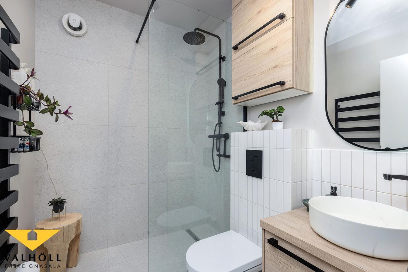 Kleppsvegur 132, 104 Reykjavík