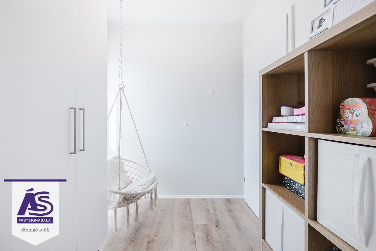 Áshamar 52 - 0110, 221 Hafnarfjörður