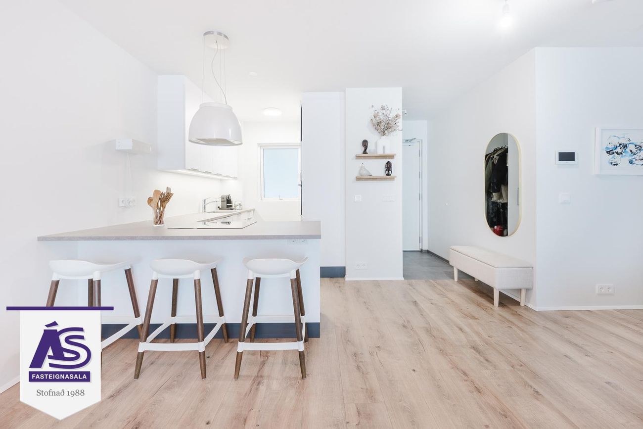 Áshamar 52 - 0110, 221 Hafnarfjörður