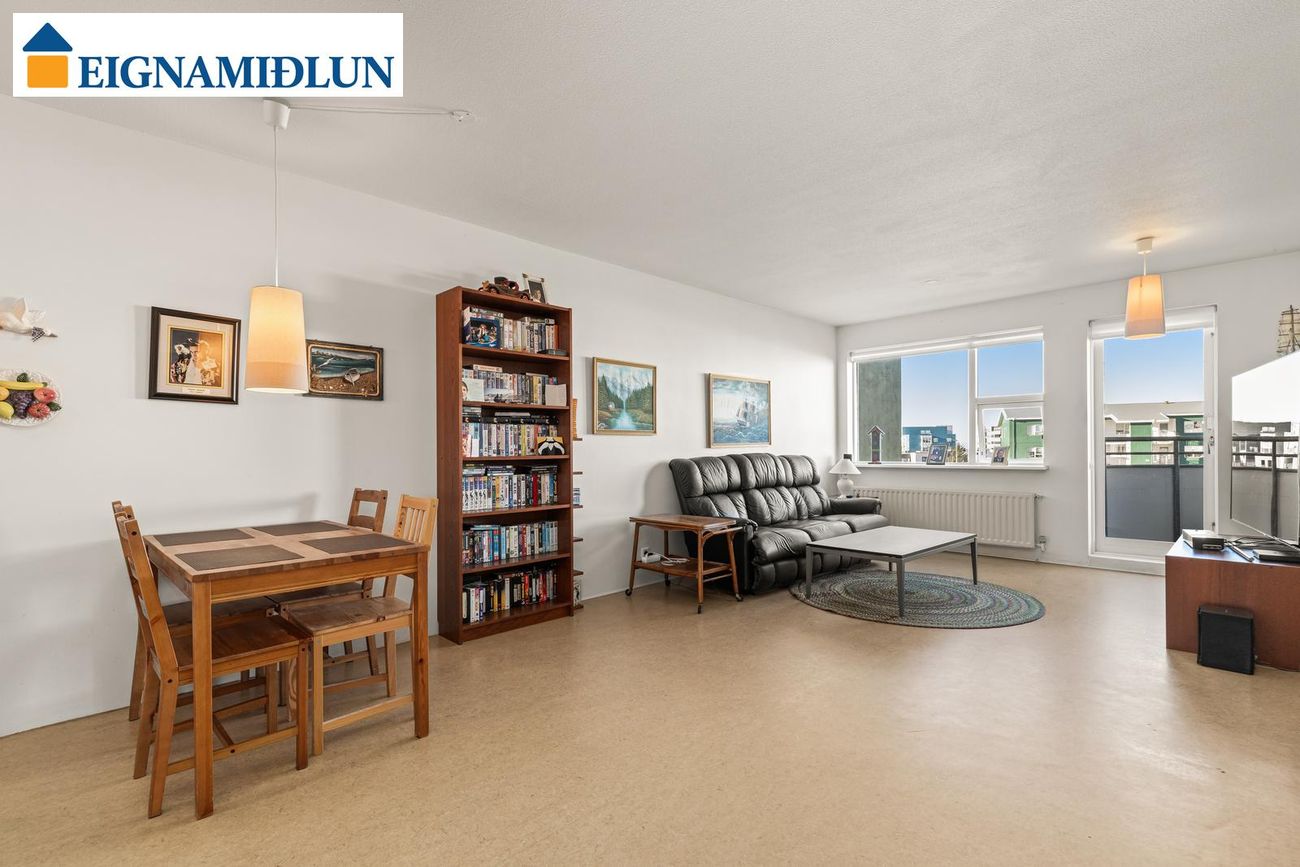 Laufrimi 24, 112 Reykjavík