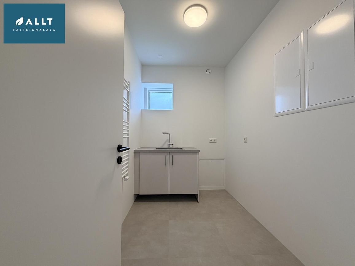 Asparlaut 26, 230 Reykjanesbær