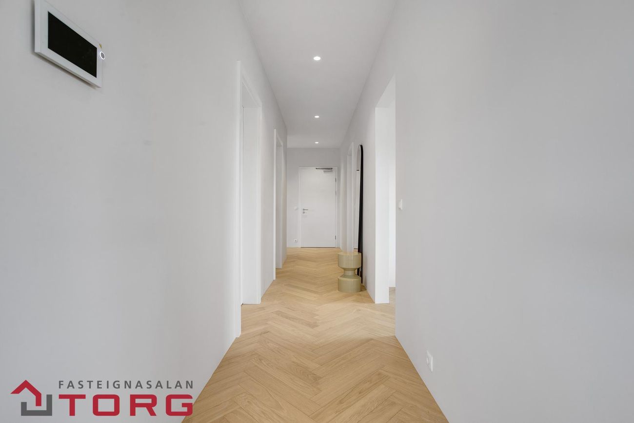 Kinnargata 92B, 210 Garðabær