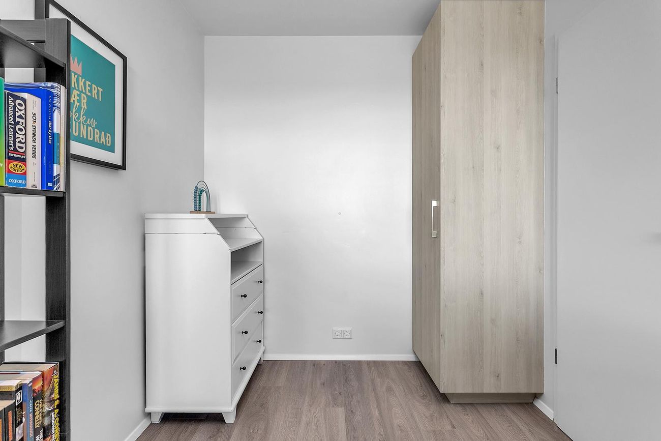 Smyrilshlíð 2, 102 Reykjavík