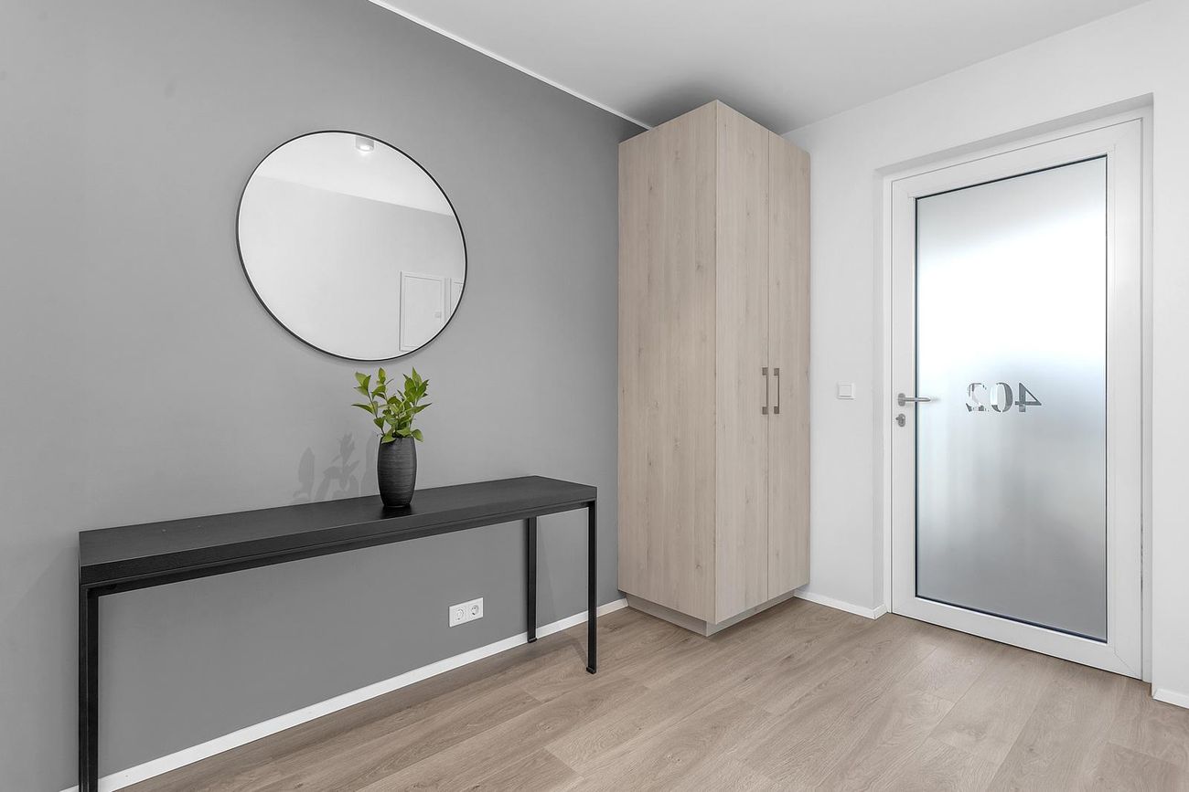 Smyrilshlíð 2, 102 Reykjavík