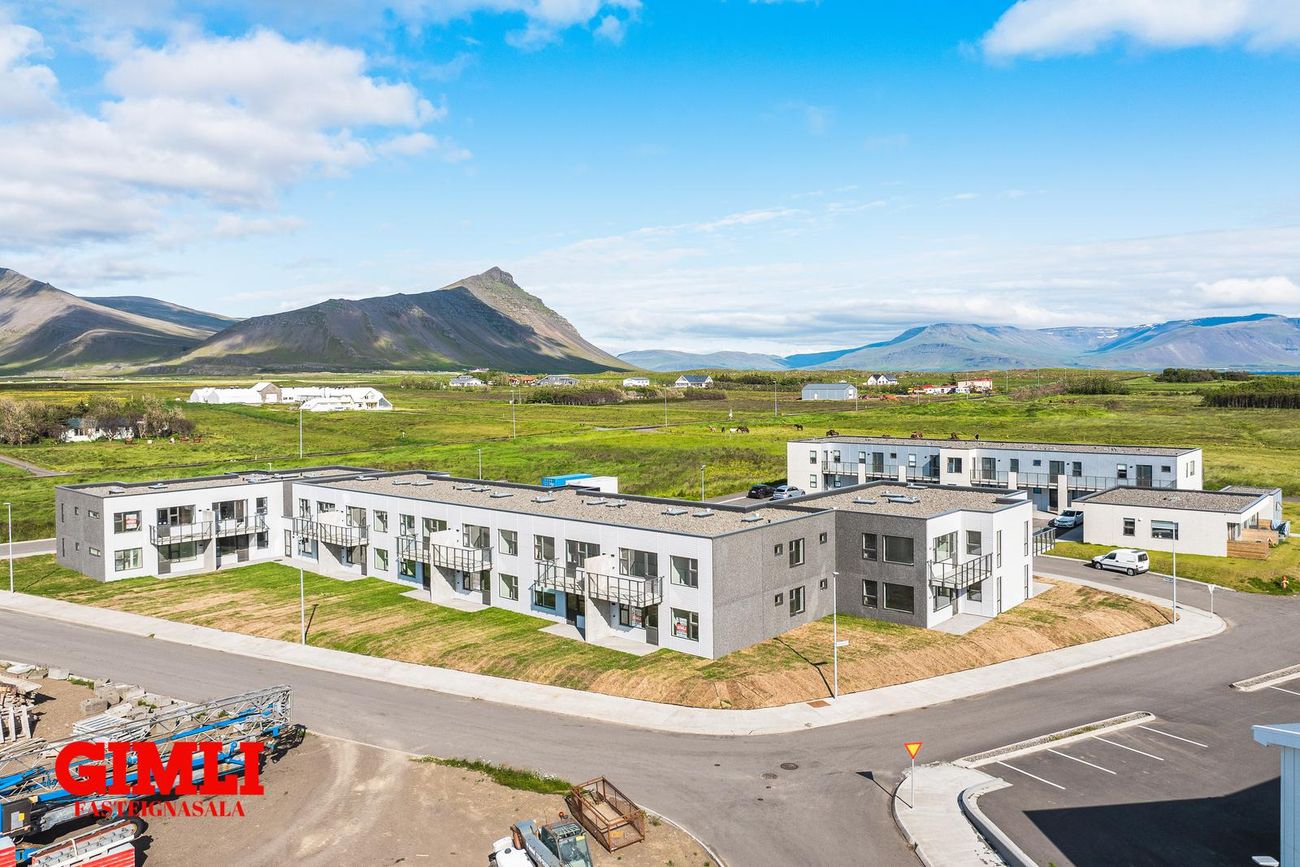 Fögruvellir 3B, 301 Hval