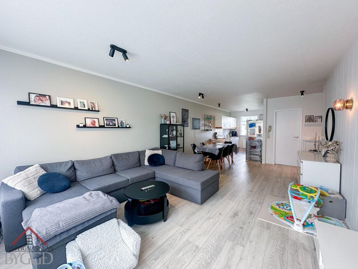 Skarðshlíð 28, 603 Akureyri