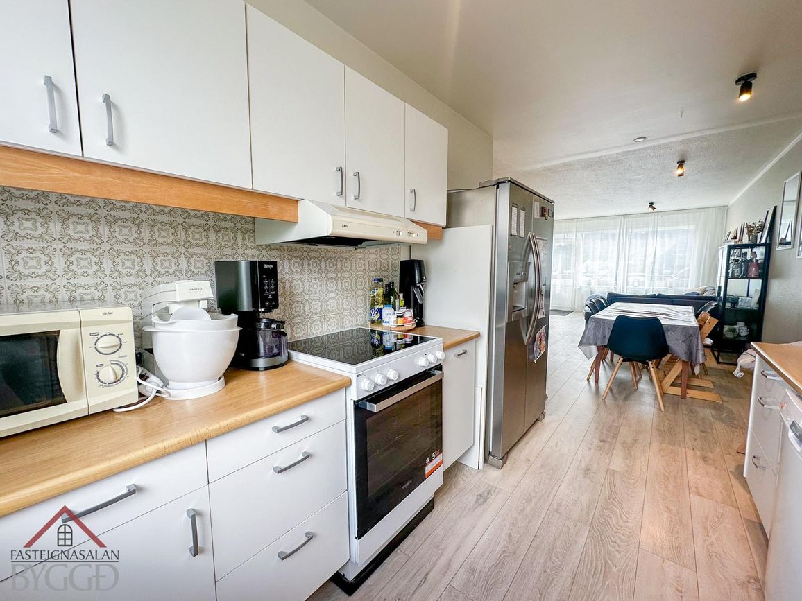 Skarðshlíð 28, 603 Akureyri