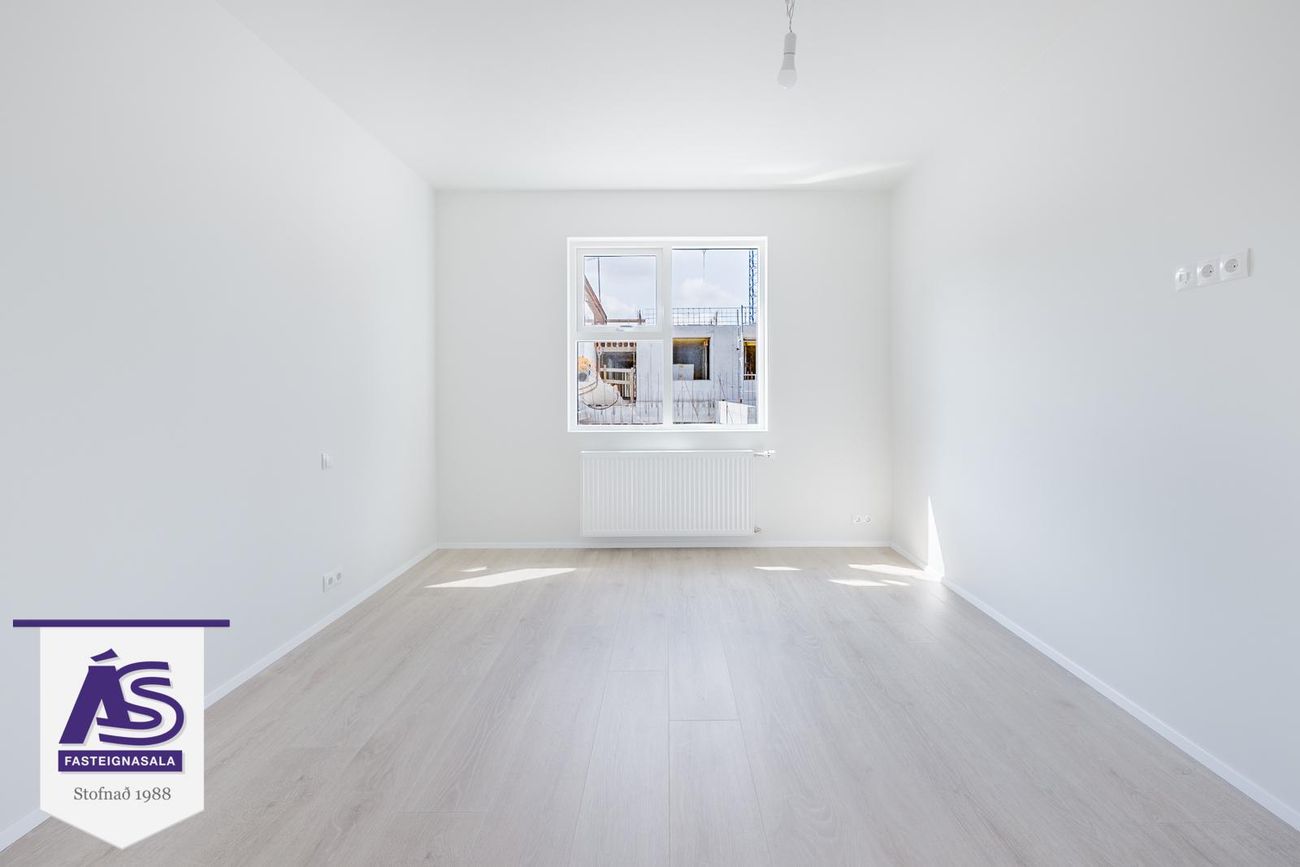 Baughamar 3, 221 Hafnarfjörður