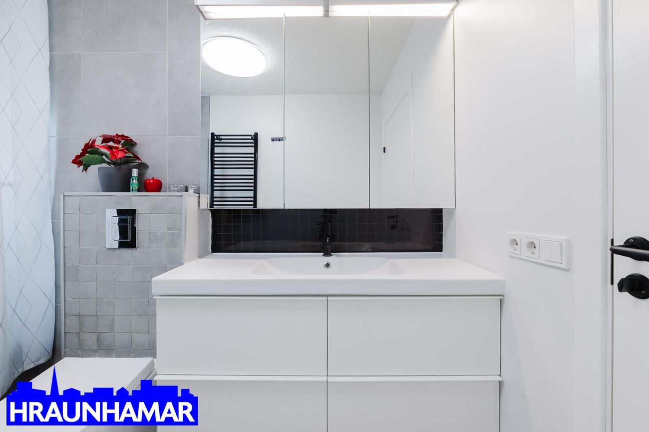 Eyrarholt 2, 220 Hafnarfjörður