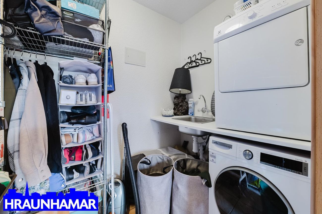 Eyrarholt 2, 220 Hafnarfjörður