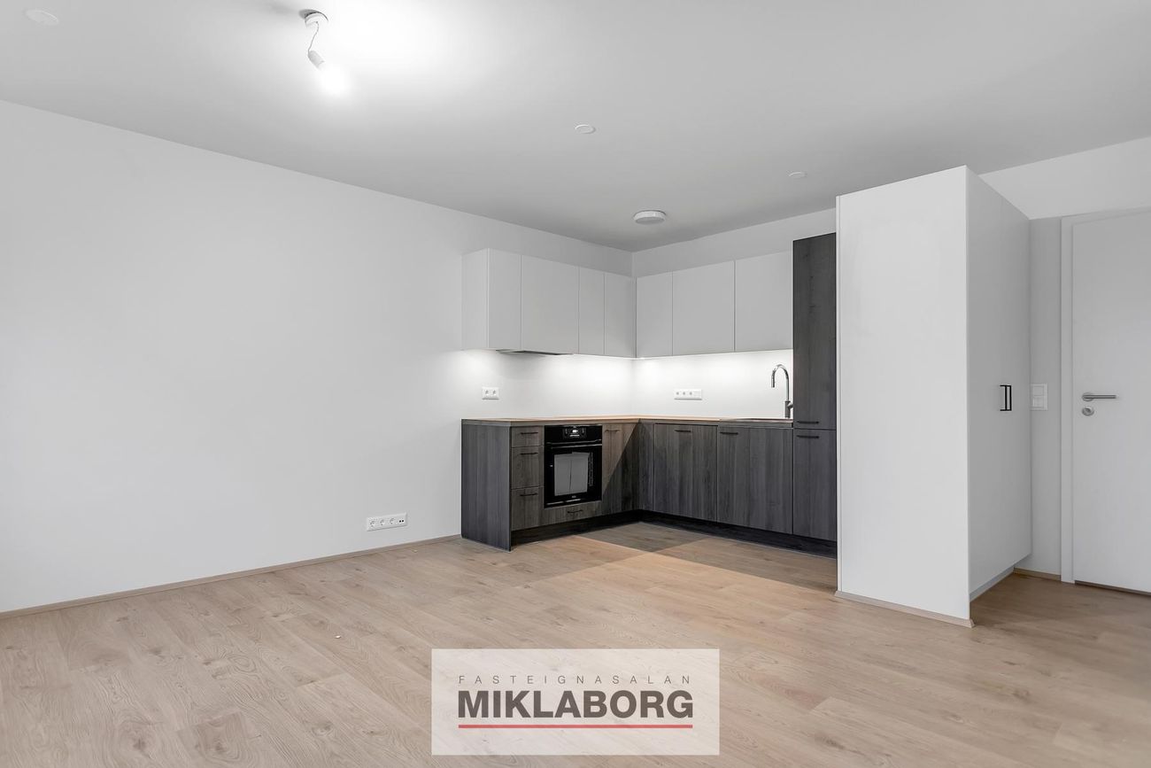 Dunhagi 18, 107 Reykjavík
