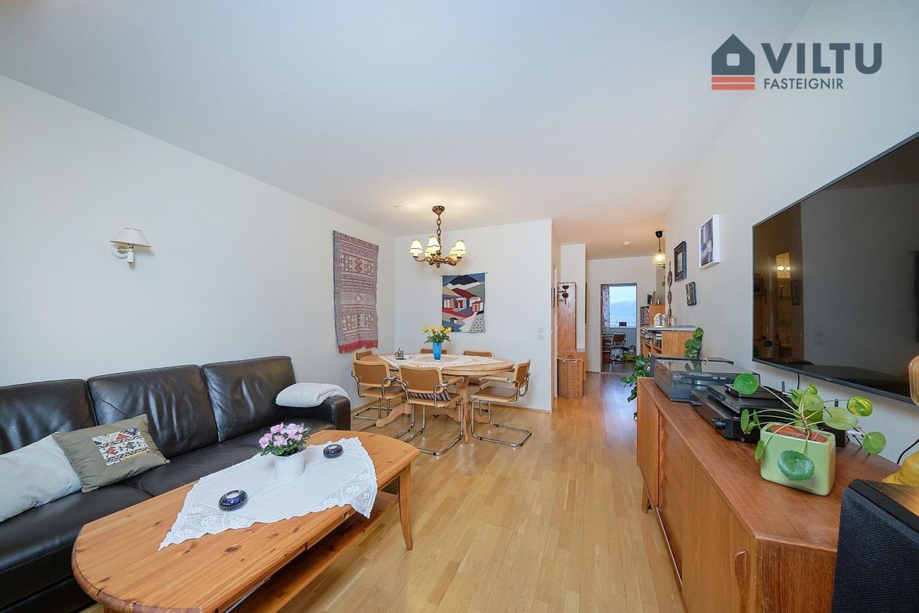 Háaleitisbraut 43, 108 Reykjavík