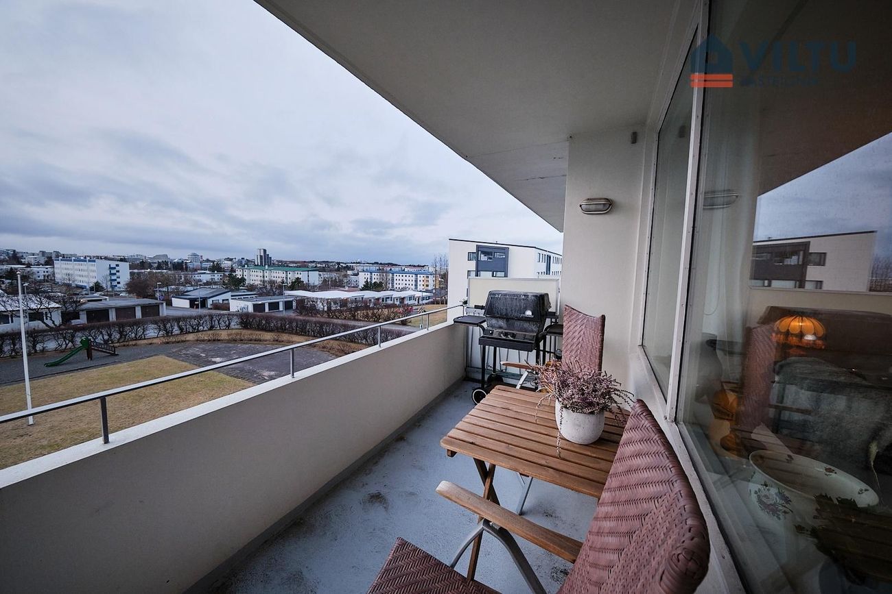 Háaleitisbraut 43, 108 Reykjavík